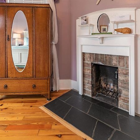 Surf Song Bed & Breakfast Tybee Island Екстер'єр фото
