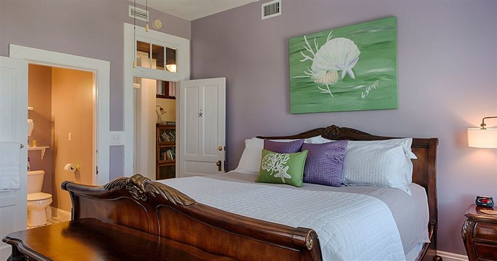 Surf Song Bed & Breakfast Tybee Island Екстер'єр фото