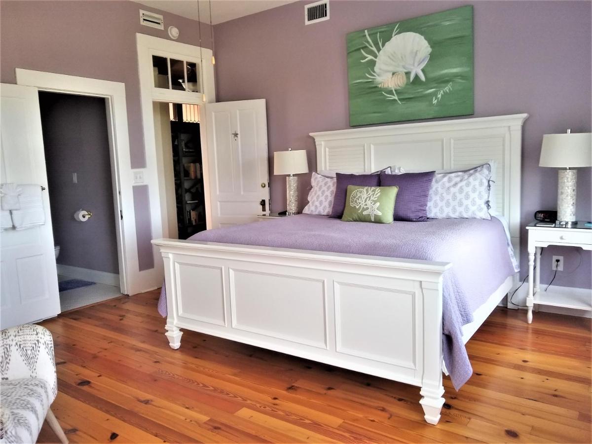 Surf Song Bed & Breakfast Tybee Island Екстер'єр фото